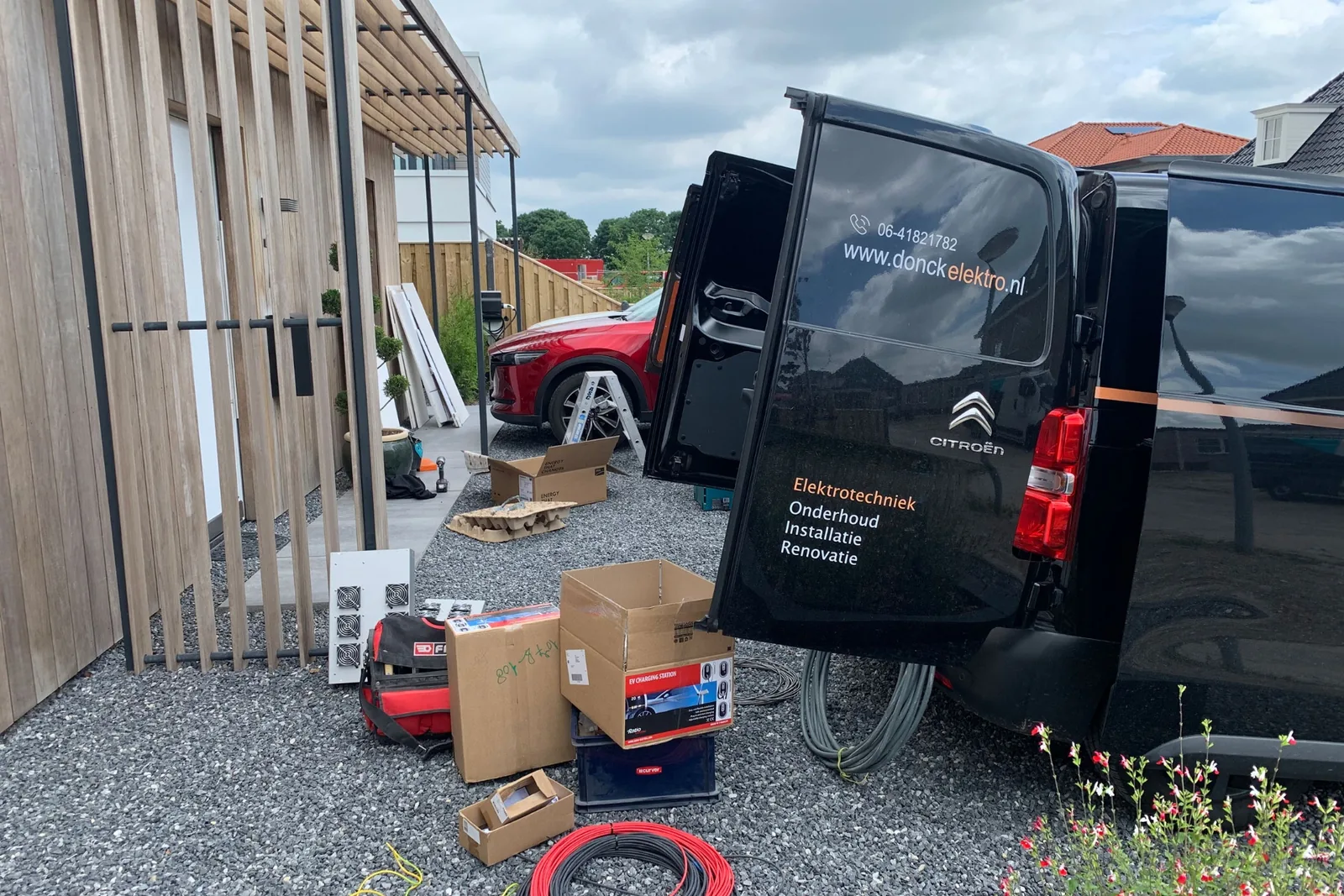 Donck Elektrotechniek ter plaatse voor storingsdienst in Mijdrecht en omgeving